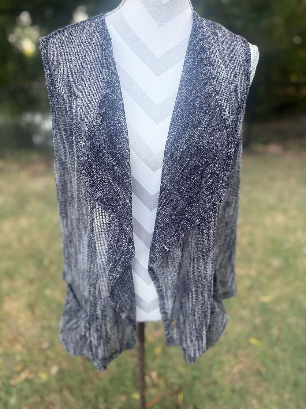 IC By Connie K Metallic Black Best Size S Open Front Sleeveless Cardigan